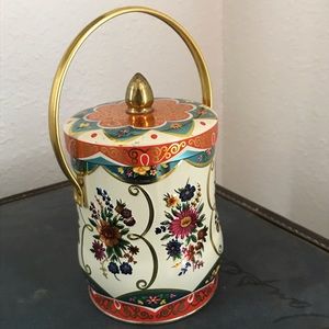 Regal Crown candy tin England